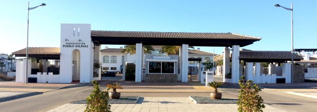 Apartamento Pueblo Salinas Vera Esterno foto